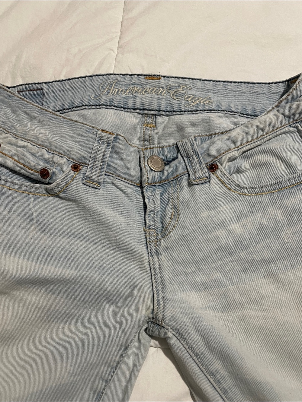 American Eagle Outfitters Light Wash Cropped Jeans
